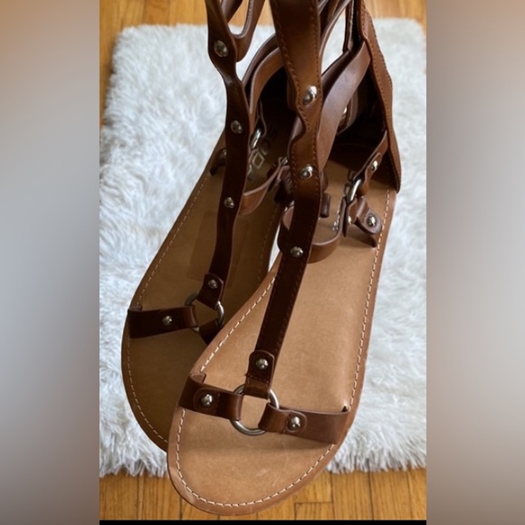 Soda Shoes - Womens Knee high sandals gladiators, Size 8